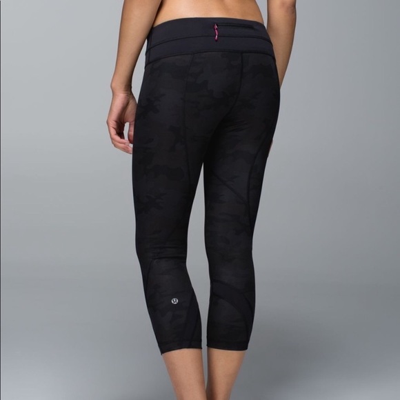 Black camp lululemon leggings - Picture 1 of 3